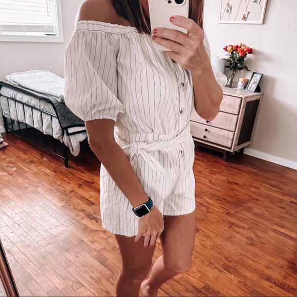 revolve l’academie white stoped off shoulder romper with tie waist - Picture 3 of 8